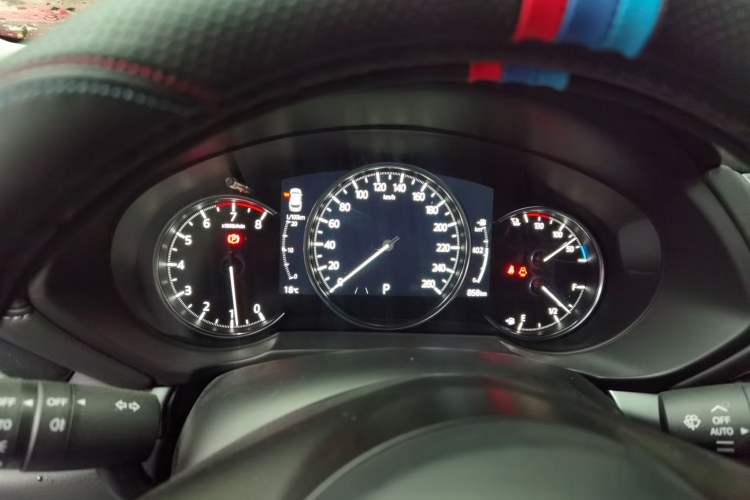 Used Mazda CX-5 2025 2.0L Automatic Two-Wheel Drive ZhiShang Pro Instrument Cluster