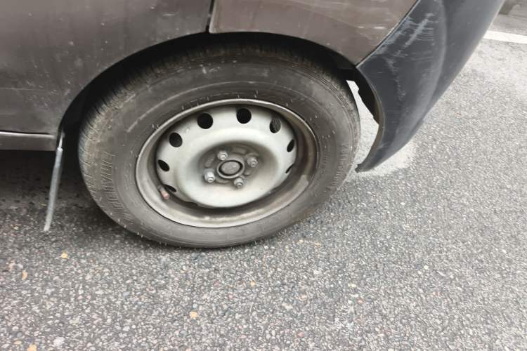 Used Jinbei Hiace X30 2020 1.5L Super-Comfortable Version China VI Standard SWC15M Right Front Wheel Hub