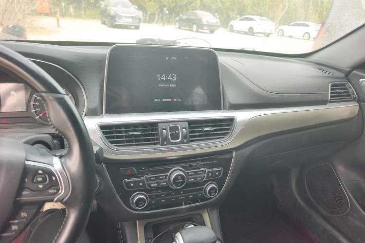 Used GAC Trumpchi GA8 2017 280T Deluxe Edition
