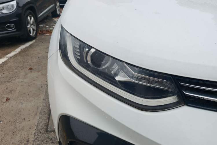 Used Soueast DX5 2019 1.5T CVT Luxury Model Right Front Headlight