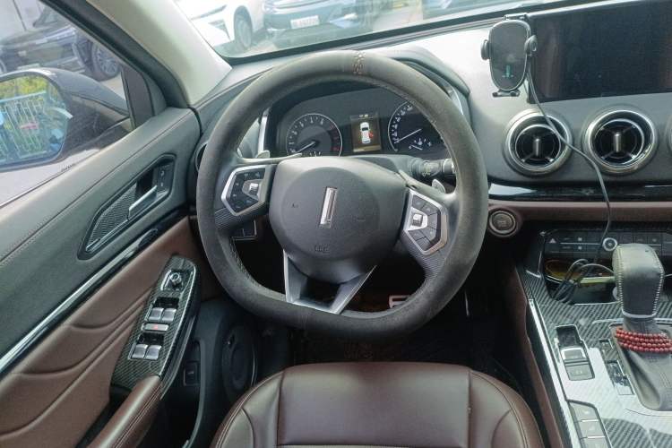 Used Wey VV5 2017 2.0T Ultra-Luxury Version