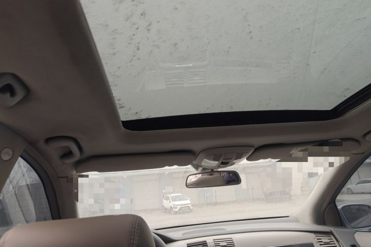 Used Mercedes-Benz R-Class 2010 R 350 L 4MATIC Grand Edition