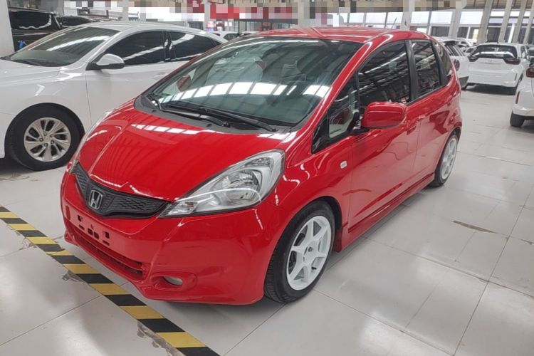 Used Honda Fit 2011 1.3L automatic comfort version