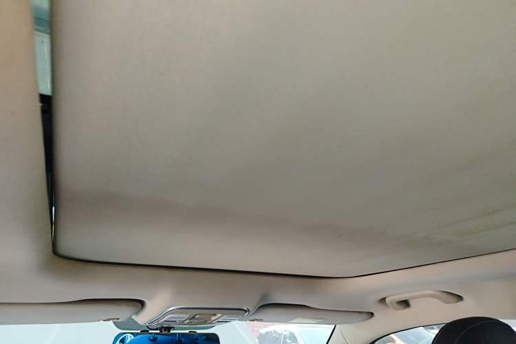 Used Geely Auto Emgrand X7 Sport 2018 1.8TD Automatic Two-Wheel Drive Smart Connect 4G Internet Edition