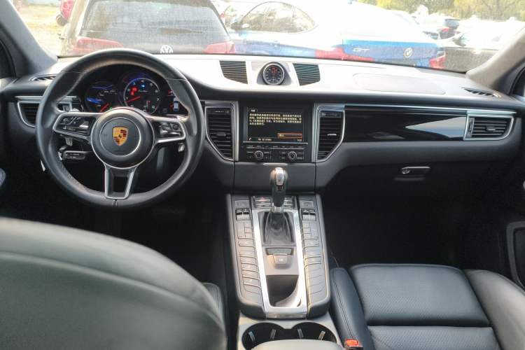 Used Porsche Macan 2017 Macan Turbo 3.6T