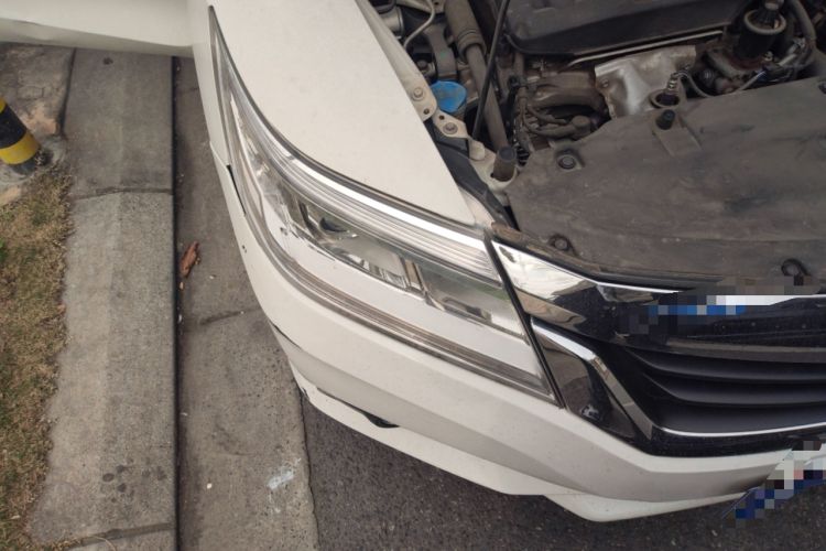 Used Honda Crider 2015 1.8L manual luxury version
