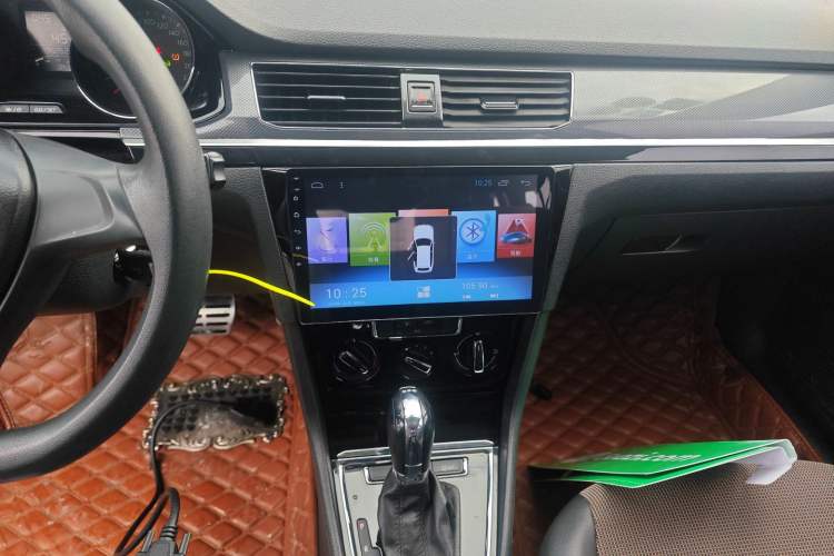 Used Volkswagen C-TREK 2017 230TSI DSG Comfort Version
