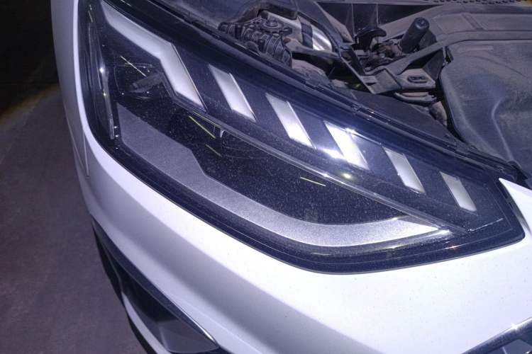 Used Audi A4L 2020 40 TFSI Fashion Dynamic Model Right Front Headlight