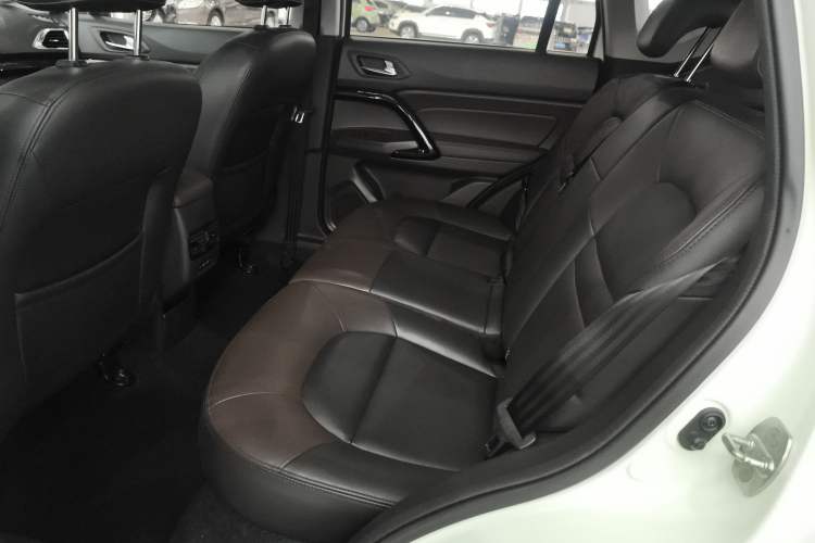 Used GAC Trumpchi GS4 2017 200T G-DCT Two-Wheel Drive Elite Edition
