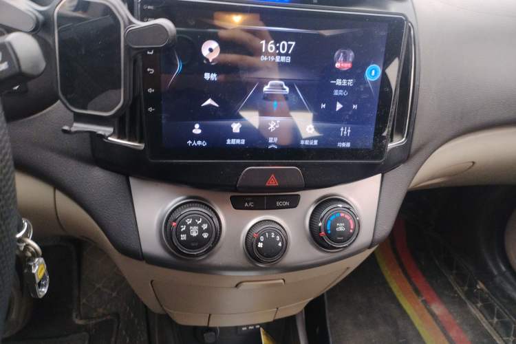 Used Hyundai Celesta 2011 1.6L Manual Comfort Edition
