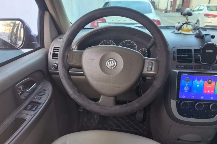 Used Buick GL8 2014 2.4L Classic Edition
