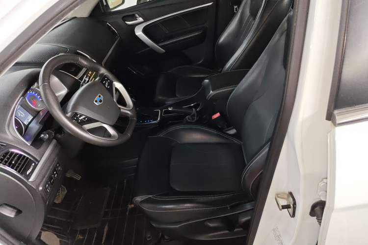 Used Geely Auto Emgrand 2016 Sedan 1.5L CVT Upward Version Left Front Seat