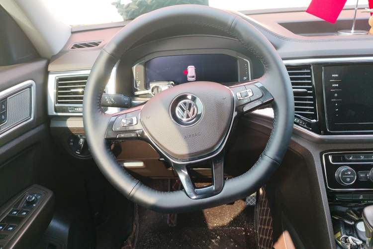 Used Volkswagen Teramont 2020 330TSI Two-Wheel-Drive Luxury Edition China VI Standard
