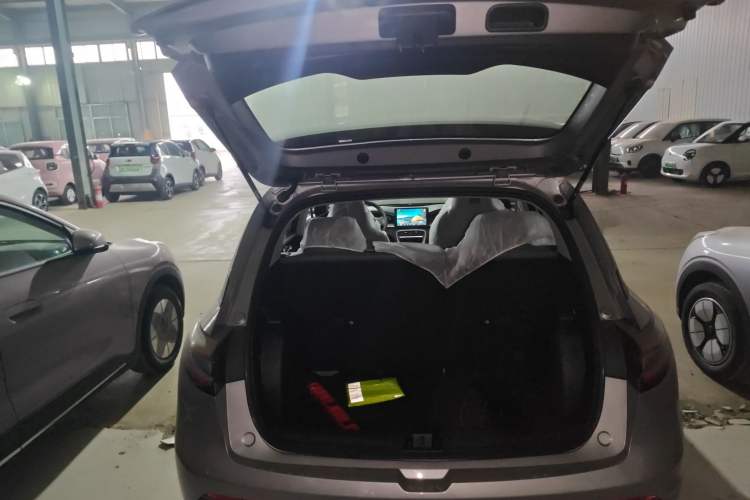 Used Geely Galaxy Geome 2026 Model 310km Youth Edition
