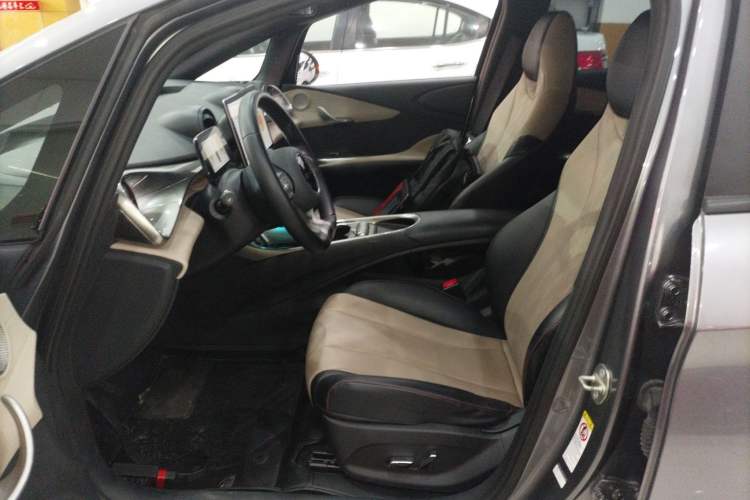 Used BYD Dolphin 2023 420 km Fashion Edition
