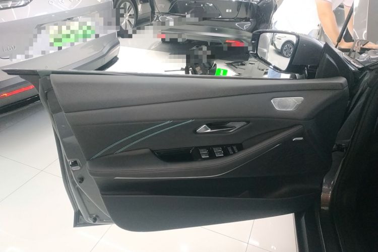 Used Deepal SL03 2025 Revised Version Range-Extended Elite Edition