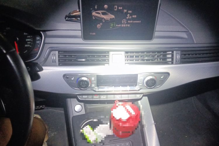 Used Audi A5 2017 Sportback 40 TFSI Fashion Model Audio And AC Panel