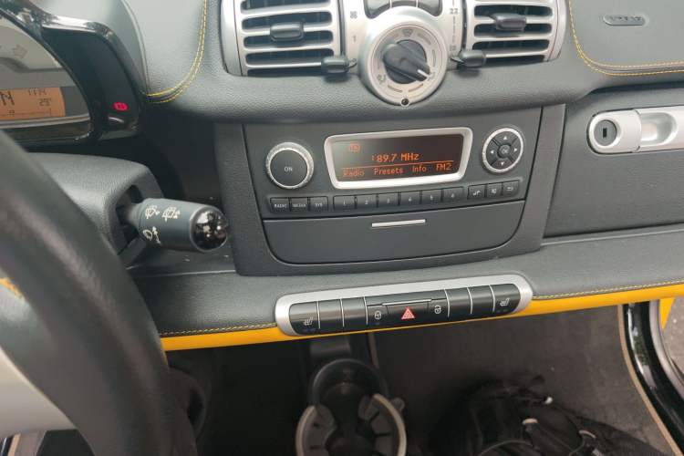 Used smart fortwo 2013 1.0 MHD Hardtop City Ranger Special Edition
