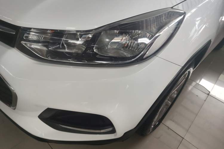 Used Chevrolet Trax 2017 1.4T Automatic Two-Wheel Drive Comfort Version Left Front Headlight