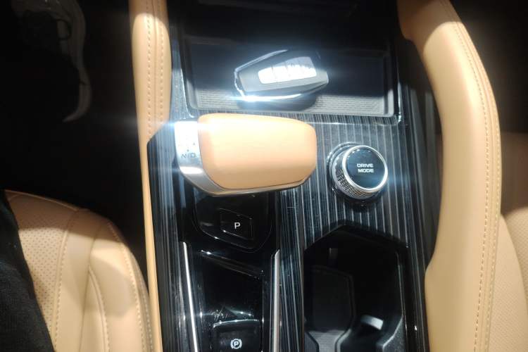 Used Geely Auto Monjaro L Extended Range Electric Version 2022 1.5T DHT Range-Extending Electric Flagship Edition