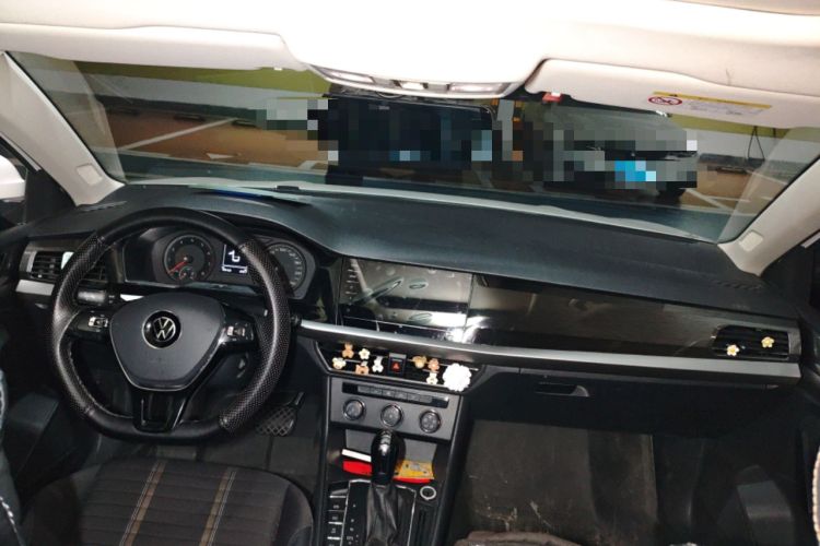 Used Volkswagen Lavida 2021 280TSI DSG Comfort Edition Center Console