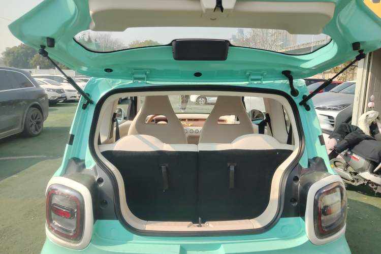 Used Bestune Pony 2026 222km Colorful Horse