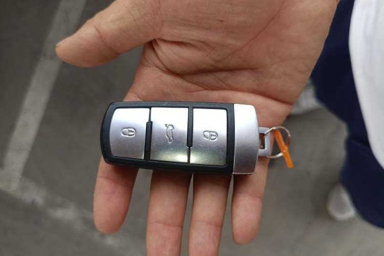 Used Volkswagen FAW-Volkswagen CC 2016 1.8TSI Luxury Model
