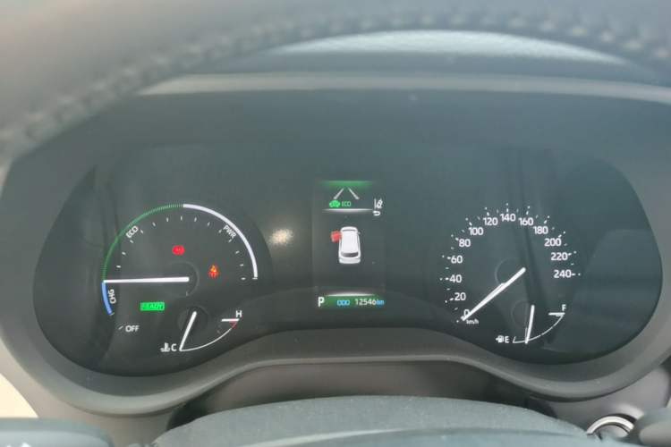 Used Toyota SIENNA 2024 2.5L Hybrid Luxury Edition Instrument Cluster