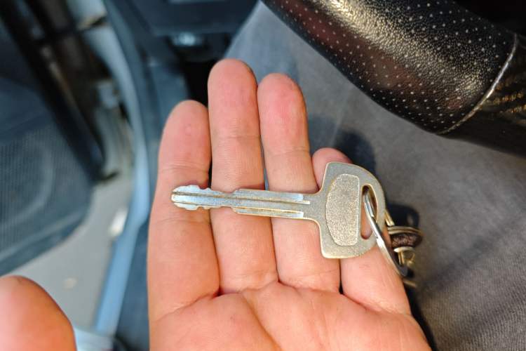 Used Isuzu D-MAX 2019 2.5T Two-Wheel Drive Manual Navigation Version China VI JE4D25Q6A
