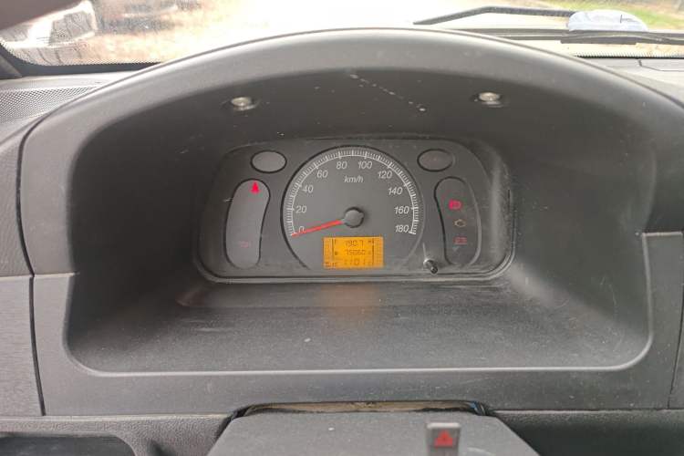 Used Wuling Zhiguang 2020 1.2L Practical Model China VI LSI Instrument Cluster