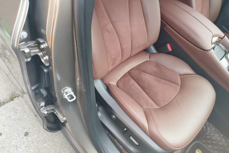 Used Buick Envision 2017 20T Two-Wheel Drive Luxury Model
