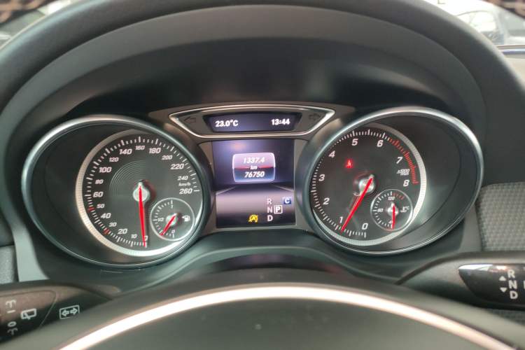 Used Mercedes-Benz GLA 2017 GLA 200 Sport Edition Instrument Cluster