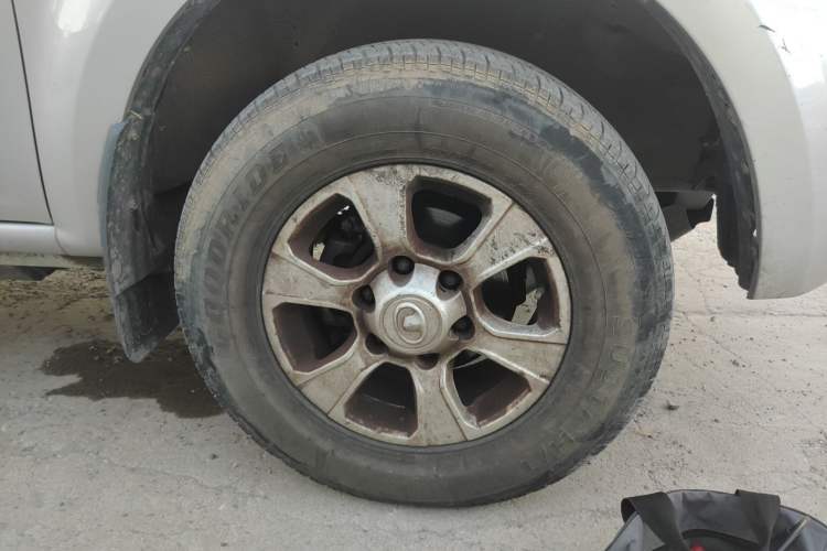 Used Great Wall Wingle 7 2019 2.0T Diesel Two-Wheel Drive Elite Version China VI Standard Big Double Cabin GW4D20M
