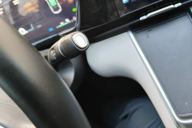 Used Haval Fierce Dragon Max 2023 1.5L Hi4 105 Four-Wheel Drive Navigation Edition Gear Lever