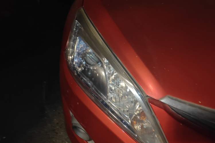 Used Luxgen U6 SUV 2015 1.8T New Innovation Upgrade Right Front Headlight