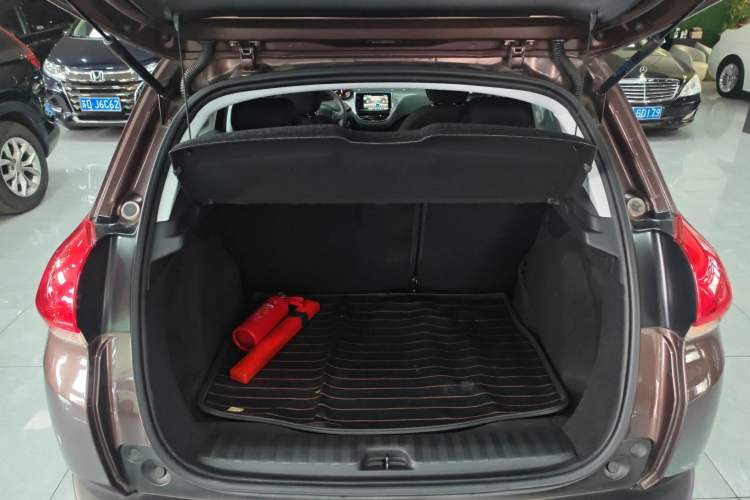 Used Peugeot 2008 2014 1.6L Automatic Fashion Edition