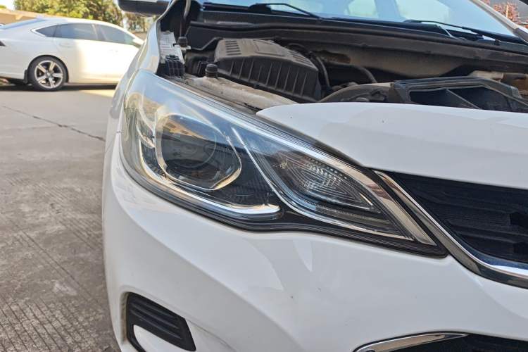Used Chevrolet Cavalier 2016 1.5L Automatic Xinyue Edition Right Front Headlight