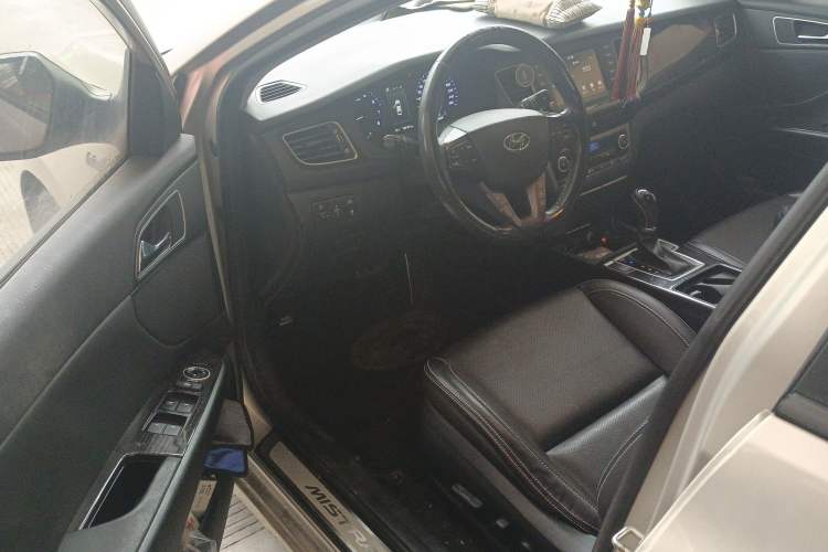 Used Hyundai Mistra 2016 1.6T Automatic Flagship TOP Model
