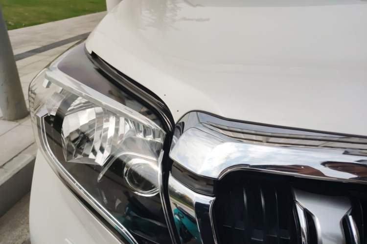 Used Toyota Prado 2016 3.5L Automatic VX NAVI Right Front Headlight