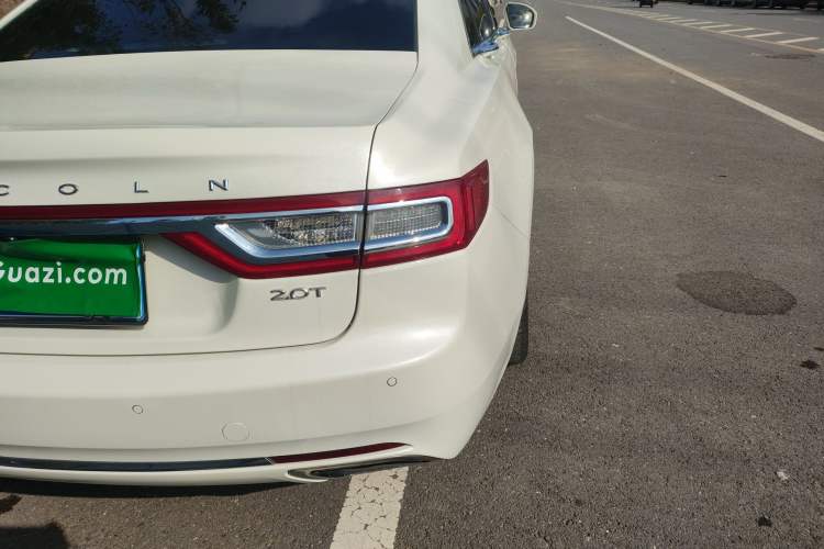 Used Lincoln Continental 2019 2.0T Two-Wheel Drive Prestige Version China VI Standard
