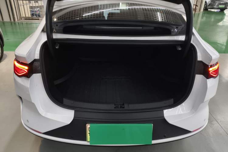 Used BYD Qin L 2025 EV 545KM Cloud Suspension Edition
