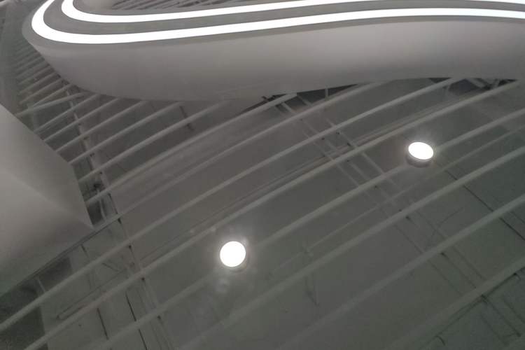 Used Tesla Model Y L 2025 Model Long-Range All-Wheel-Drive Version Roof