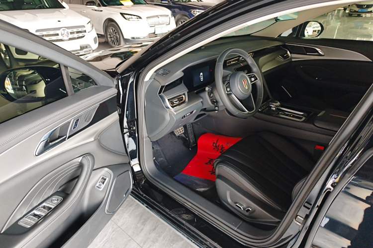 Used Hongqi H5 2024 1.5T DCT Smart Connect Flagship Edition Driver Seat