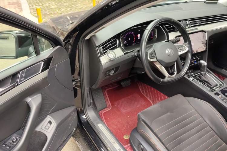 Used Volkswagen Magotan 2021 330TSI DSG 30th Anniversary Edition