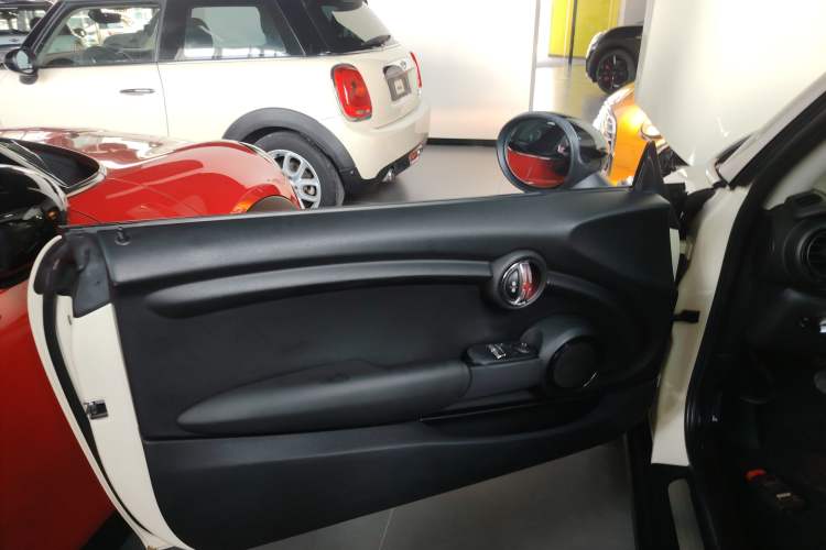 Used MINI MINI 2014 1.5T COOPER Fun