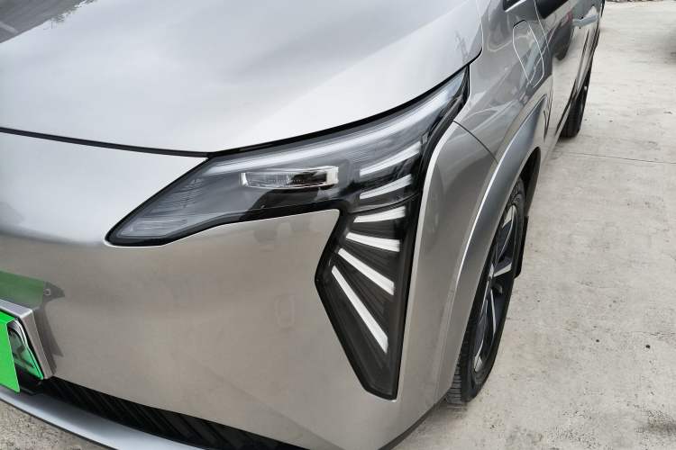 Used AION Y 2023 Younger Star Edition Left Front Headlight