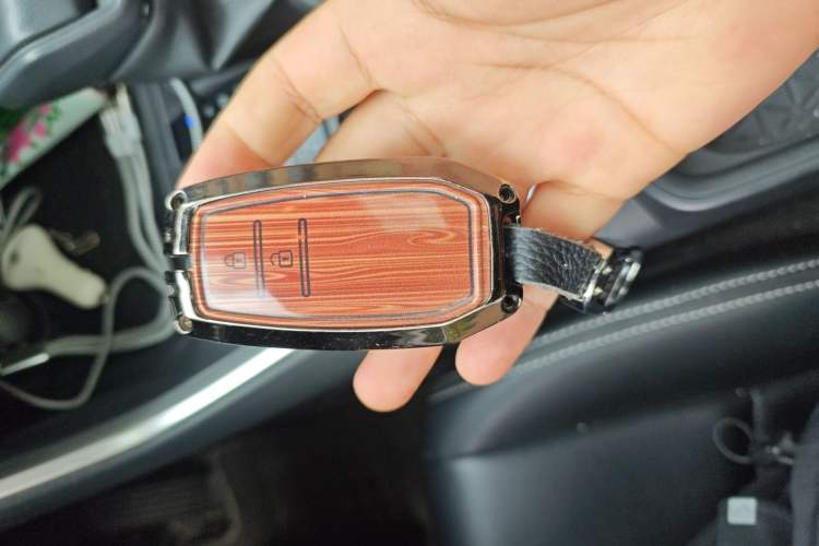 Used Toyota RAV4 2021 2.0L CVT 4x4 Trend Edition Vehicle Key