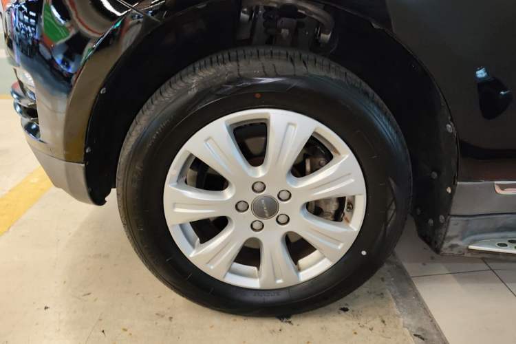 Used Haval H8 2015 2.0T Two-Wheel-Drive Standard Version
