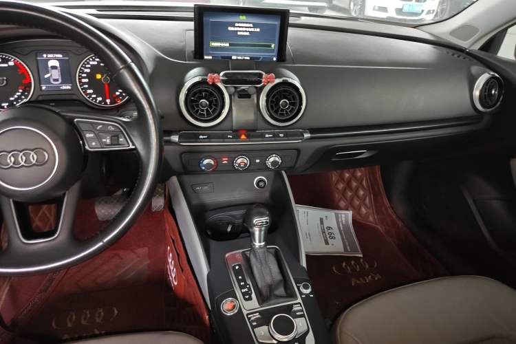 Used Audi A3 2018 30th Anniversary Edition Limousine 35 TFSI Fashion Model
