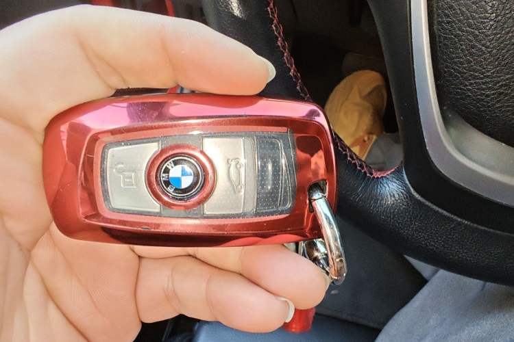 Used BMW 3 Series 2014 320i Sport Design Package
